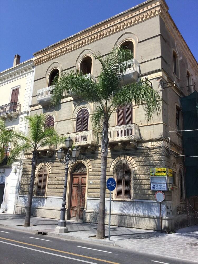 Marina Inn Μιλάτσο Εξωτερικό φωτογραφία