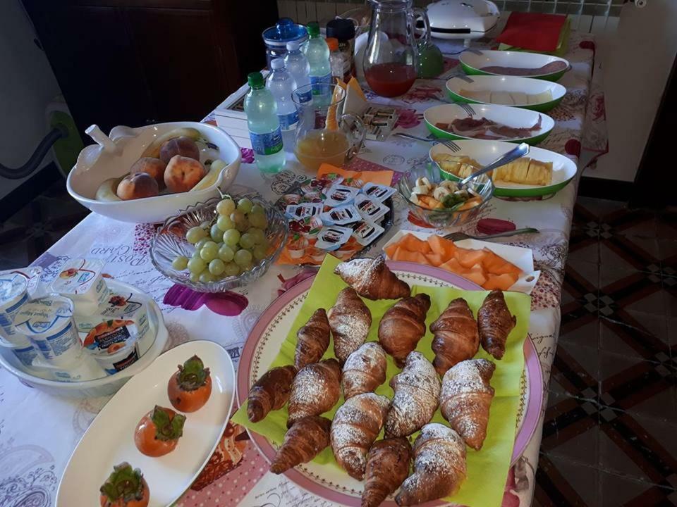 Marina Inn Μιλάτσο Εξωτερικό φωτογραφία